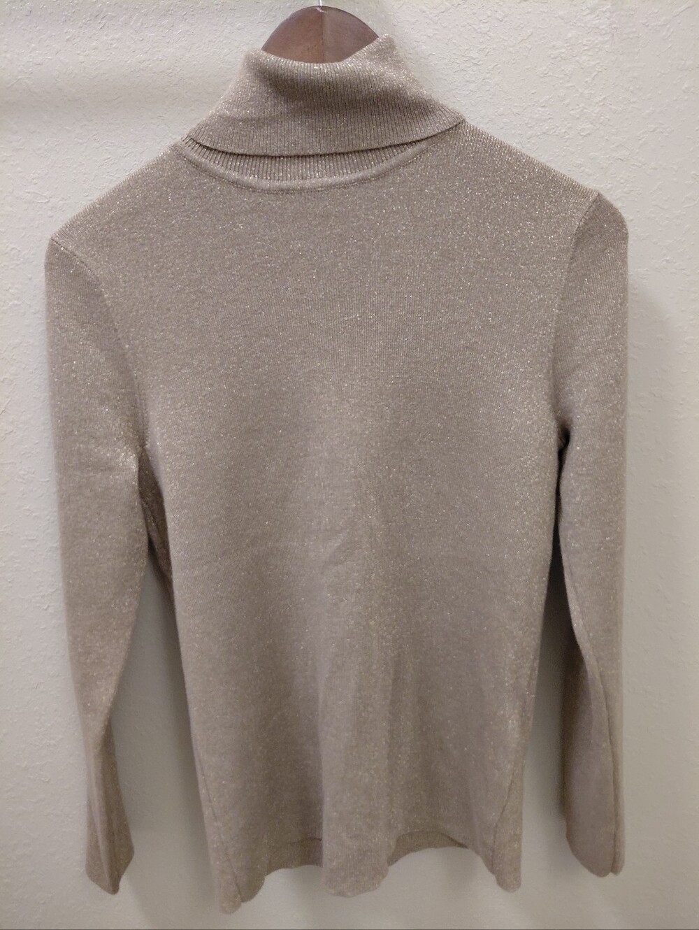 Chicos Ladies Sparkle Turtleneck Sweater - Cream.Size 1( L)